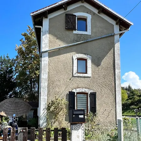 Maison Du Garde Barriere - Atypique Et Chaleureuse * Evian-les-Bains